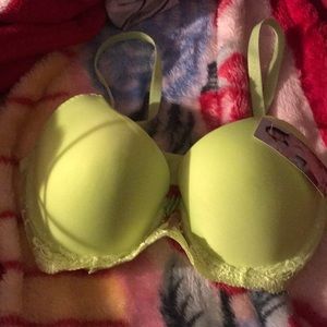 Neon yellowish green bra (42C)